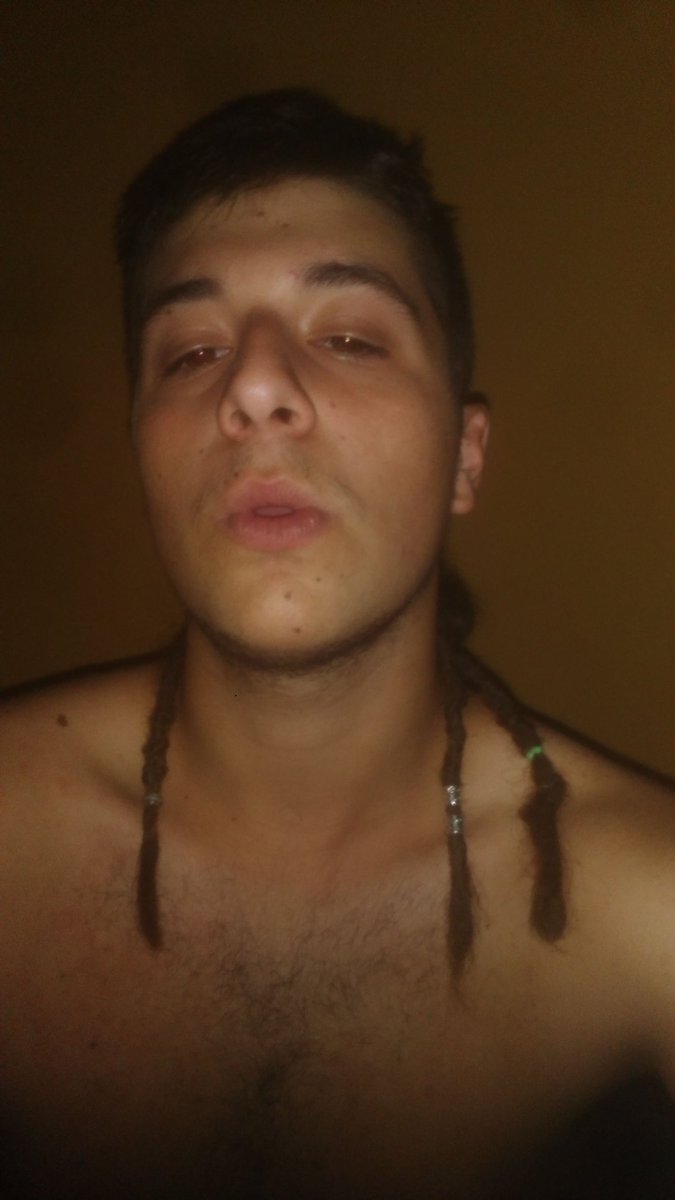 adria Ferqu tweet media