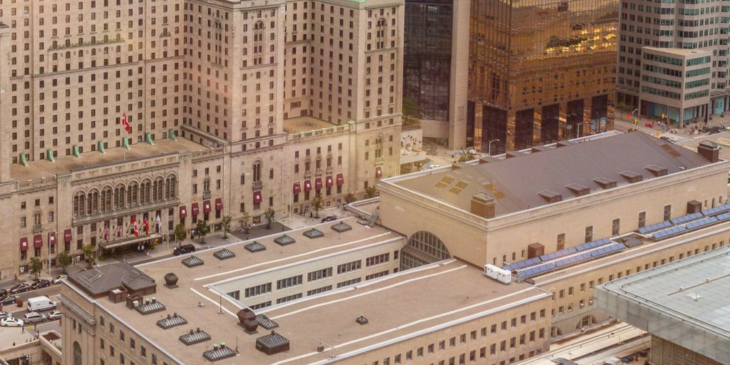 thinkcopperUS's tweet photo. .@Torontounion has earned a spot among this year’s #NACIA2018 award-winners for its new copper roof. Congratulations @PlusVGArchitect and Semple Gooder Roofing Corporation for your excellent #copper craftsmanship! https://t.co/uS5djYPIxF