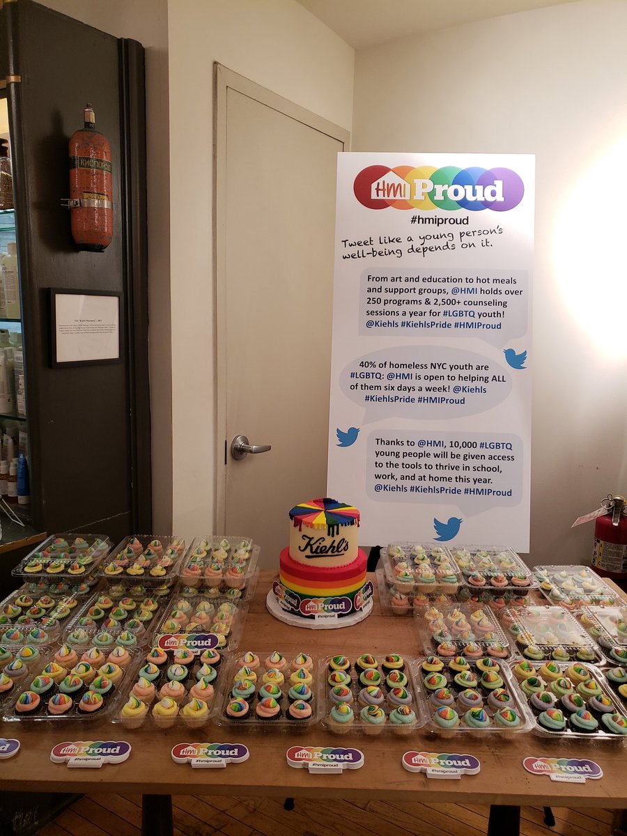 ToriFam1's tweet photo. From art and education to hot meals & support groups, @HMI holds over 250 programs & 2500+ counseling sessions a year for #LGBTQ youth! @kiehls #kiehlspride #HMIProud https://t.co/xeELDz1TJo