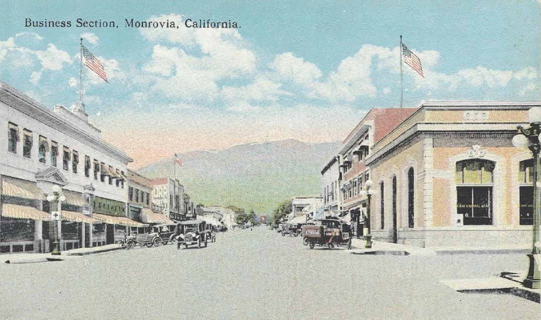 monrovialibrary's tweet photo. We think Myrtle Ave is still just as charming as this 1920 postcard! Want to see more pics of our town's rich history? Check out the Monrovia Legacy Collection online! #MonroLib #History 
https://t.co/2kpqo5Uerr https://t.co/gWP2uNDCC7