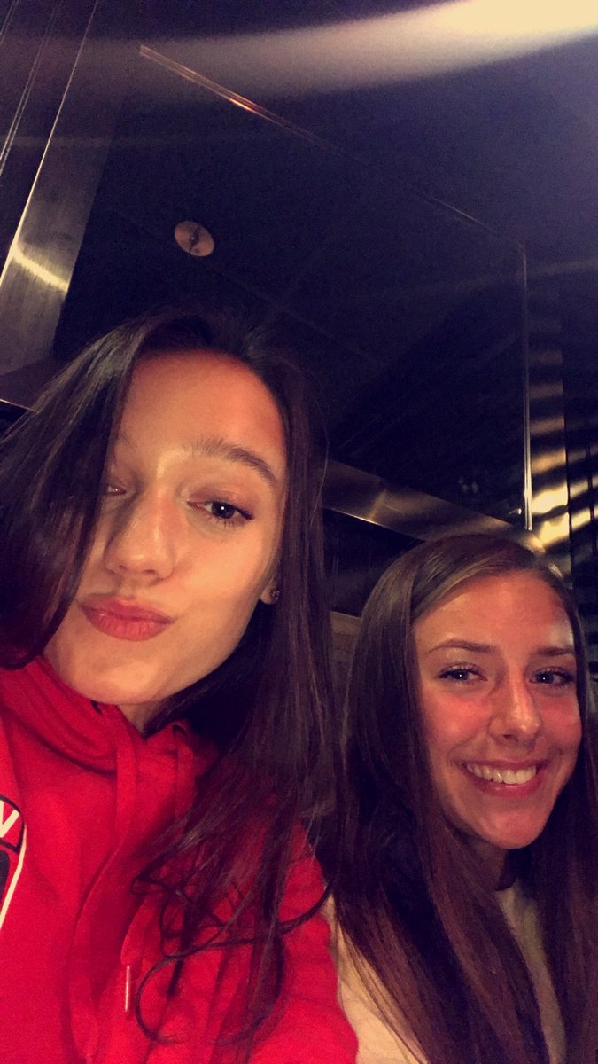 maddie_zanglin's tweet photo. HAPPY BIRTHDAY ABBY KERR!!! Glad I get to be in #bugang w/ u and hopefully #menchies too! Hope you’ve had a wild ass day🎉🎉 love ya💖💖💖💖 @ayyyy_its_abby https://t.co/vaWJdl1Ch4