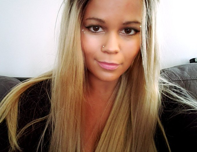 Hey headsup!! In my next video i might look a little different 👀💋 https://t.co/vstgGe3OXy<a href="/tag/nsfw"class="tags"><span>#nsfw</span></a>