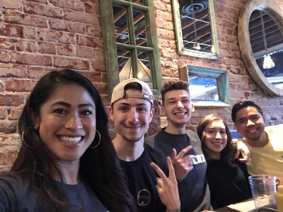 Terrisaurus On Twitter Getting Our Grub On With Pokediger1 Iifnatik Landonsn Dylanhyper Seedeng Twiistedpandora Dfieldmark Rodvelloso Anster Vidcon Roblox Nationalsefieday Https T Co Yvtnnxmqbe