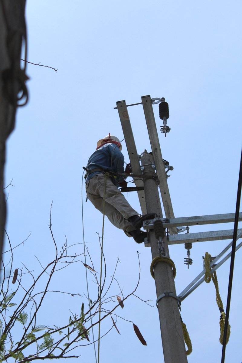 Turismo_Teques's tweet photo. Aprovecha la infraestructura de tensión media y ahorra en tu facturación

https://t.co/p4KILUh1tb
#Electricidad https://t.co/mjBw1pkoSj