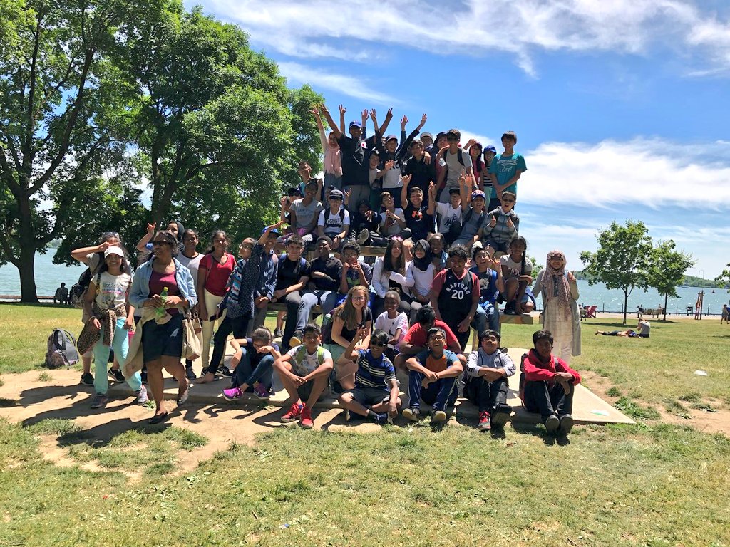MsVincentDPS's tweet photo. Grade 7s having a blast at Centre island #centreisland #grade7 @DPS_YRDSB https://t.co/SH803mZOFS