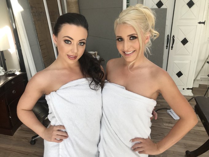 Shooting with the gorgeous @whitneywrightx today for @Twistys and I get to receive a very special massage<a class="tags" href="/tag/whitneywrightx">@whitneywrightx</a>