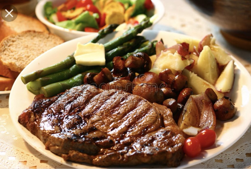 EvilleSports360's tweet image. The @EvilleOtters take it on the chin tonight, losing 5-2. It’s time for the boys to get home for some home cooking! The Otters will have a 9 game homestand @BosseField. #uOTTERbehere #ComeSupportTheTeam #BeAMember