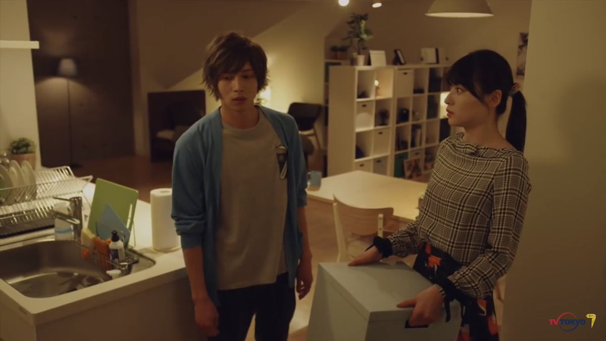 リビングルームにて リビングルームにて