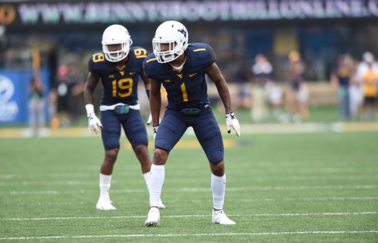 _thekerrymartin's tweet photo. #AGTG I have received my 13th offer from my home state team West Virginia University! #HailWV〽️ #HomeGrown19 https://t.co/Nen7rp1vmB