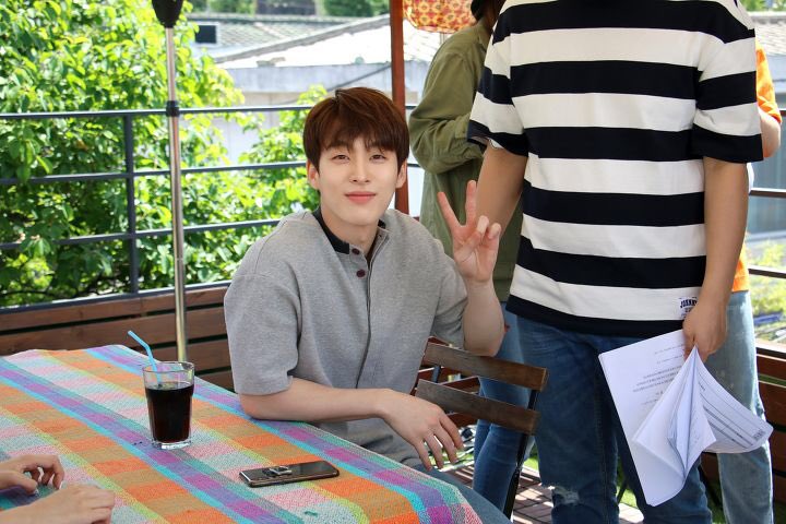 OSS_1995's tweet photo. γ
γ
‘γ
π
#SEUNGSEOK #μΉμ
#νλμ€νΈ #HONEYST #μ€μΉμ #OSS_1995 #OHSEUNGSEOK #μ°μ€λ°μ΄3 https://t.co/x2eEaiOGUT