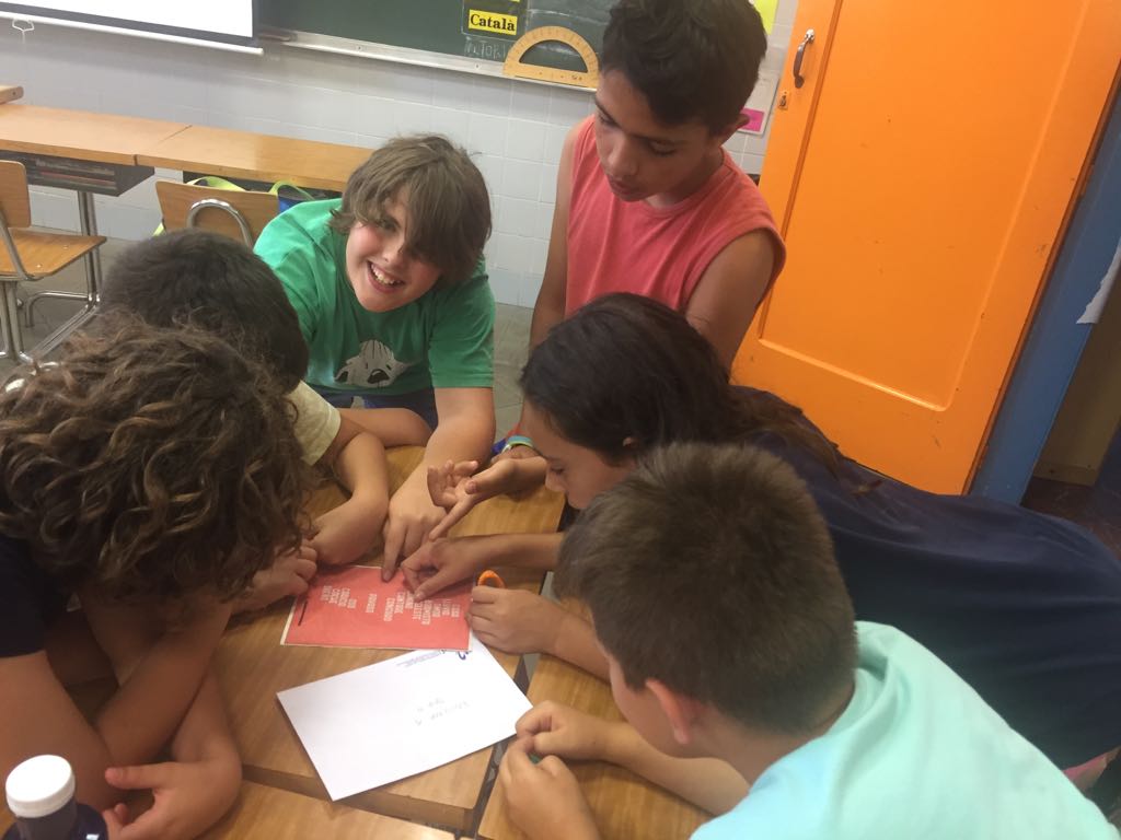maristesSLC's tweet photo. Els nens de #5èprim hem fet un room escape!!! #roomescape #primària https://t.co/qBpjuqUDmW