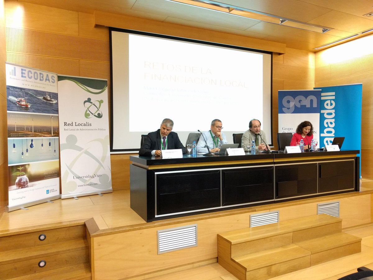 RedLocalis's tweet photo. Comenzamos el segundo día del II Congreso #RedLocalis2018 con el quinto panel: "Claves para la reforma de la financiación local"
@SantiagoLagoP @AlainCuenca y Begoña Villaverde
Modera @jspandiello https://t.co/OvXwCh4fmS
