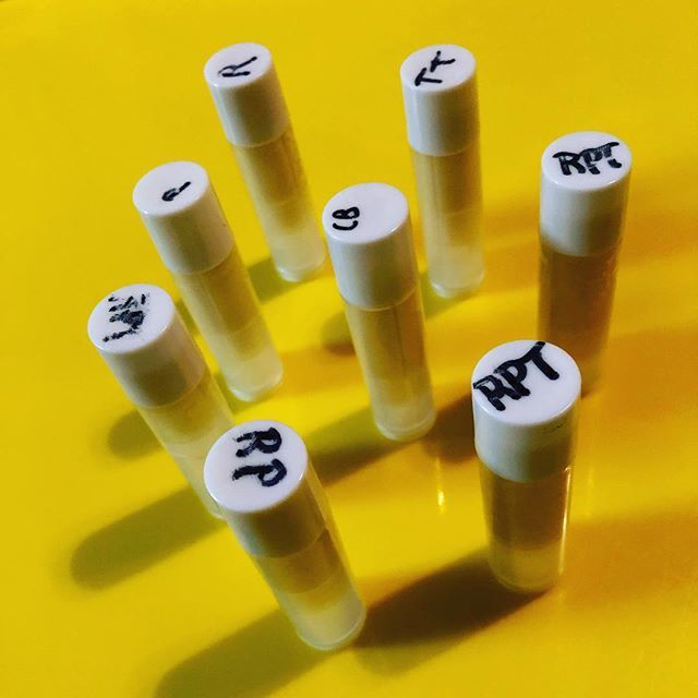 ronnyswork's tweet photo. Lip balm experiment! Turned out so moisturizing! Coming soon to https://t.co/tikx5XTmMb .
.
.
.
#diy #lipbalm #etsyseller #essentialoils #etsy #lipmoisturizer #roseoil #peppermint #teatreeoil #makersgonnamake #imakestuff #succulent #softlips #mompre… https://t.co/vF3bgbMu0E https://t.co/I7C1gVLiq5
