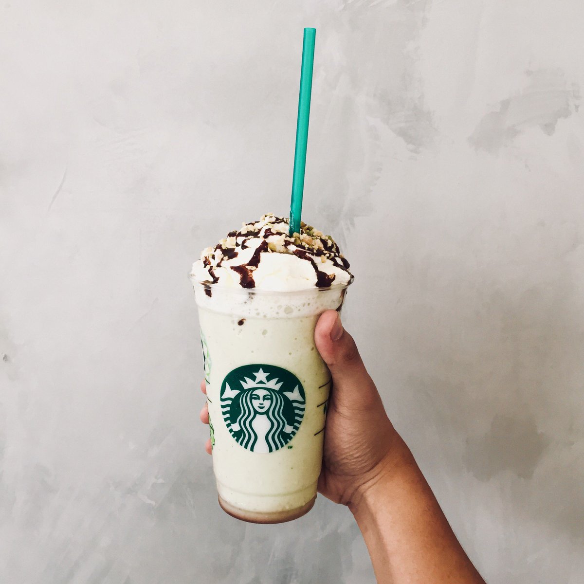 StarbucksMY's tweet photo. Color your Monday with the Pistachio Bon Bon Frappuccino! Take a sip and level the fun (dancing emoji). Remember, it's not just Pistachio, it's Pistachio Bon Bon. #GetTheFeels #CrossIntoCreamland https://t.co/RmWdbjiJJi
