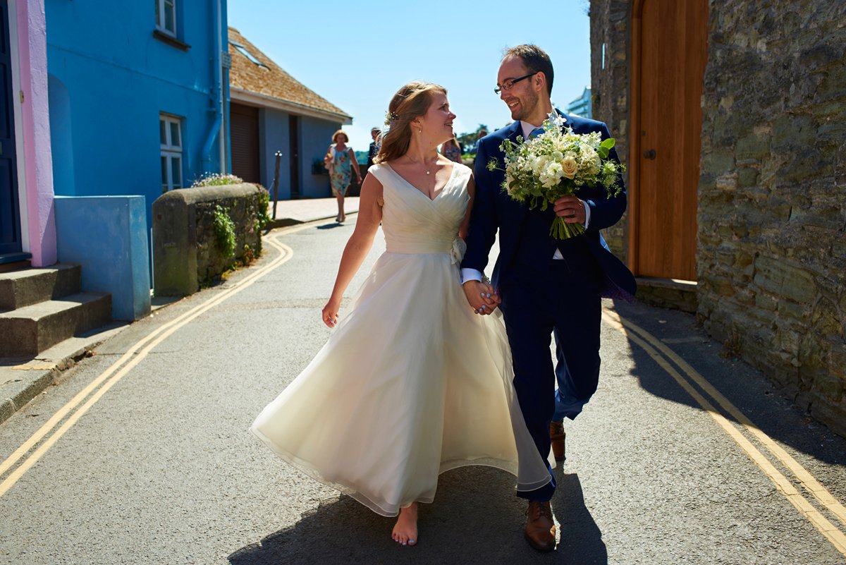 One last preview of Sarah &amp; Chris walking in #salcombe on their way to catch the ferry over to #eastportlemouth, such a stunning day @SalcombeHHotel <a href="/smithhotels/">Mr & Mrs Smith</a> <a href="/SalcombeUK/">Salcombe UK</a> @wedven <a href="/Harbour_Hotels/">Harbour_Hotels</a> @bluegeranium willdolphinphotography.co.uk