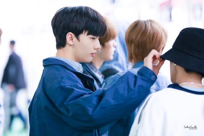 . on Twitter: “when is my changjin × jeongmin, brothers!seungbin