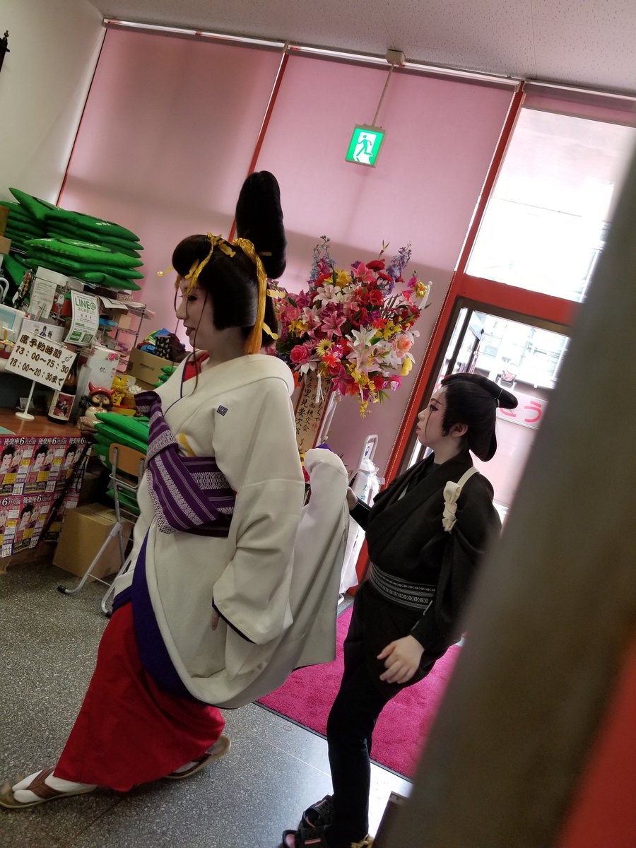 みーたん 後楽座 後楽座 6月 おもちゃ劇団 本日のお芝居 お山のくれた赤ん坊 ラストショー おしろい天使 おもちゃ座長 市川ななみ しっかりと自分の仕事をこなすななみちゃん とても頑張り屋さんです 後楽座 おもちゃ劇団 市川