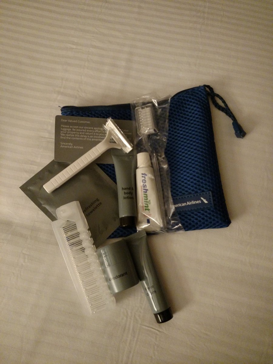 schwabbie23's tweet photo. @AmericanAir thanks for the missed connection, bag room closing as I waited in line to get my bag and the toiletries! Oh and no hotel voucher! #notthefirsttime #ishouldknowbetter https://t.co/SwRFa7gRWz