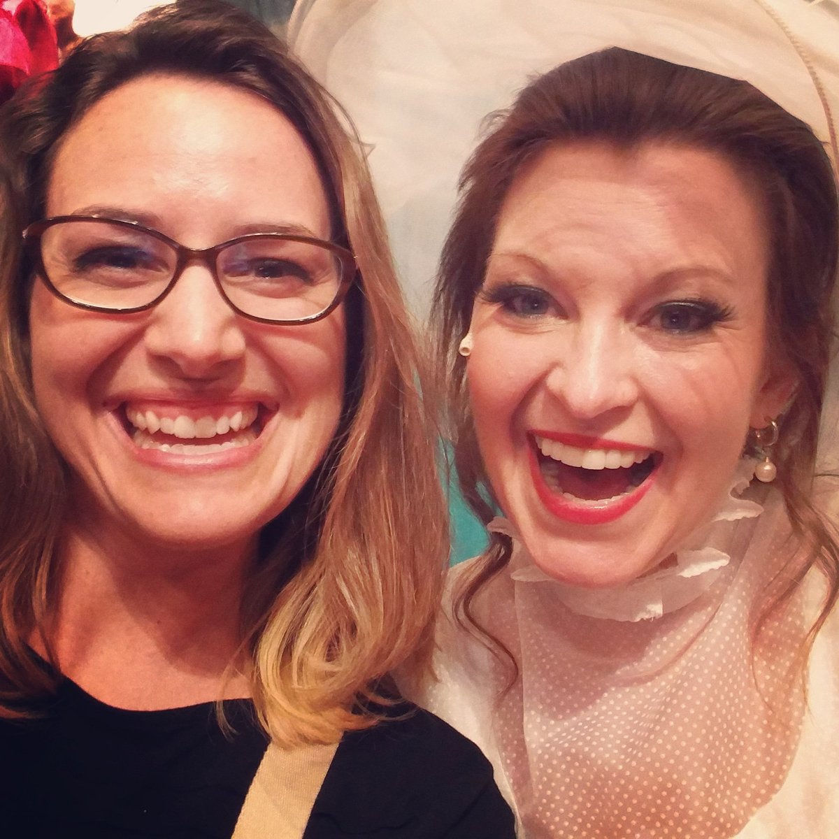 AmyBeamanBooks's tweet photo. One of my most fav friends nailed it as Dolly in OCSAC's "Hello Dolly" tonight. Shannon's never ending talent continues to amaze me. @iwriteforkidz https://t.co/DxyUah77V3