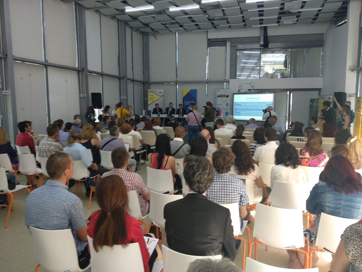nZEBRoadshow's tweet image. 10 mln Euro to be invested in #NZEB projects of Bulgarian cities: announced yesterday at the conference supported by Train-to-NZEB, @fit2nzeb, @iBROAD_project and #EmBuild projects. In the lead: Zhecho Stankov, the Bulgarian deputy minister of energy who chaired the EED trilogues
