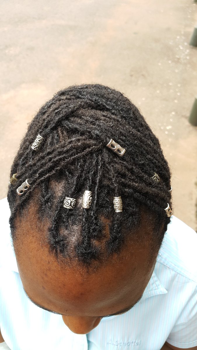 patuhaire's tweet photo. Art. Locs. Happy Friday. https://t.co/MbusWc8KlG