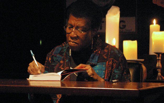 Avant_GardeBks's tweet photo. @Avant_GardeBks remembers award-winning, science fiction writer, Octavia Butler who was born on this day in 1947. #NebulaAward #HugoAward #Kindred #BloodChildAndOtherStories #PatternistSeries #XenogensisTrilogy #ParableOfTheSower #WildSeed #ClaysArk #Fledgling 
DOD: 2/24/2006 https://t.co/N9FihvcXYx
