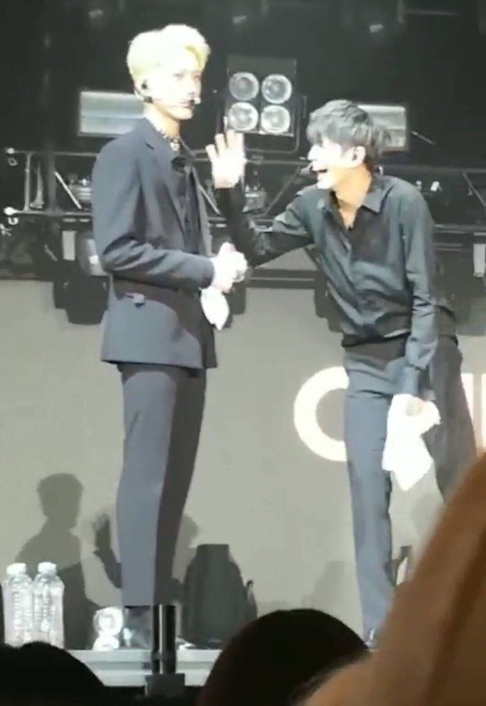 madman_handsome's tweet photo. หลิน : พี่เขาขำอะไรของเขาวะ?? https://t.co/PmZu8WeB69