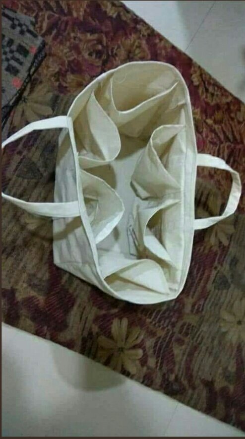 ImAman_Allhabdi's tweet photo. Sometimes, some key innovations wanted your nod as well attention too.

If you purchase these bag instead of plastic bag then its looks cool as well makes nature cool.
#PlasticBan #FridayMotivation #FridayFeeling https://t.co/zp2qDqg2Fq