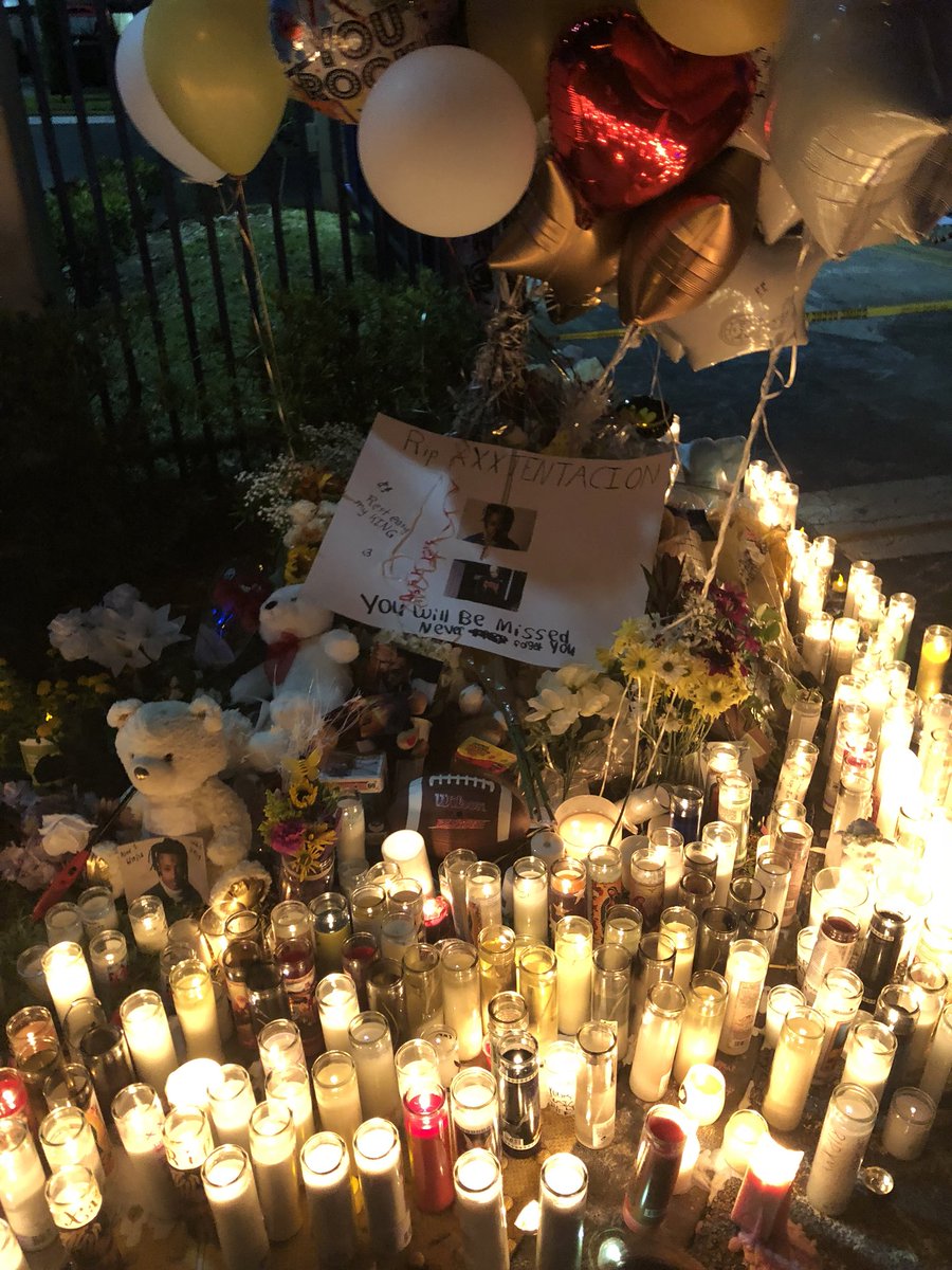 YahBoiRodrigo's tweet photo. Crazy how you impacted many lives thank you for everything and all your positive energy vro XXX forever ๐ค #vrallstars #ripx https://t.co/vLlW253P6O