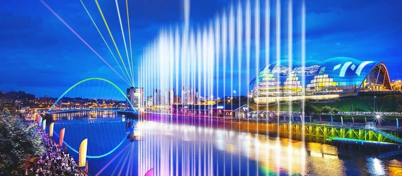lemnsissay's tweet photo. I stand alone upon the bridge 
Within the great outdoors 
Beneath the sky above the earth 
The magnetic magnificent  North 

#GetNorth2018 https://t.co/yPxA1lKaMT