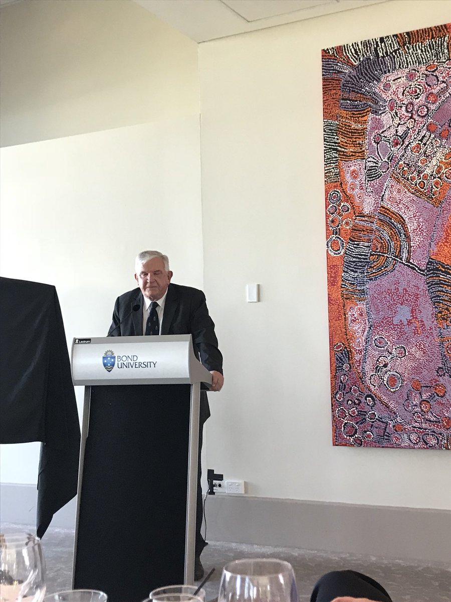 Geraldine Mackenzie (@geraldine_mac16) on Twitter photo The wit of @raoul_mortley <a href="/BondUniversity/">Bond University</a> : When you come to a fork in the road - take the fork The wit of @raoul_mortley <a href="/BondUniversity/">Bond University</a> : When you come to a fork in the road - take the fork