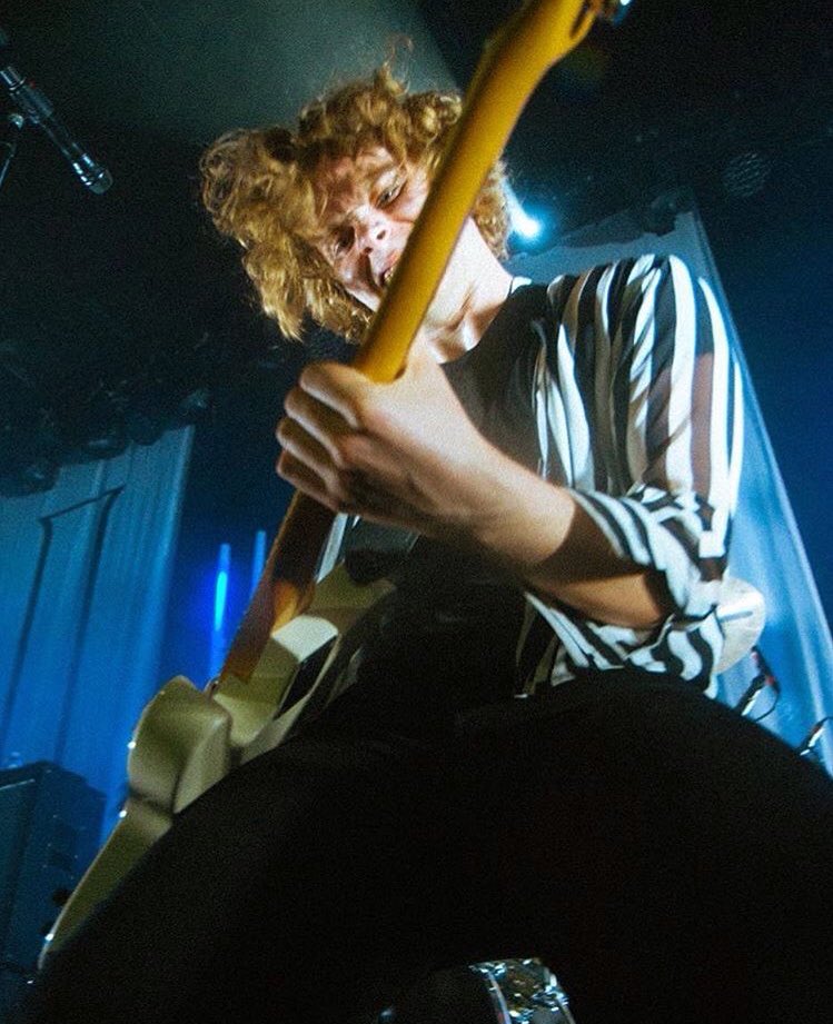 lukepicsI's tweet photo. #YOUNGBLOODStreamingParty https://t.co/lJU5xJVlET