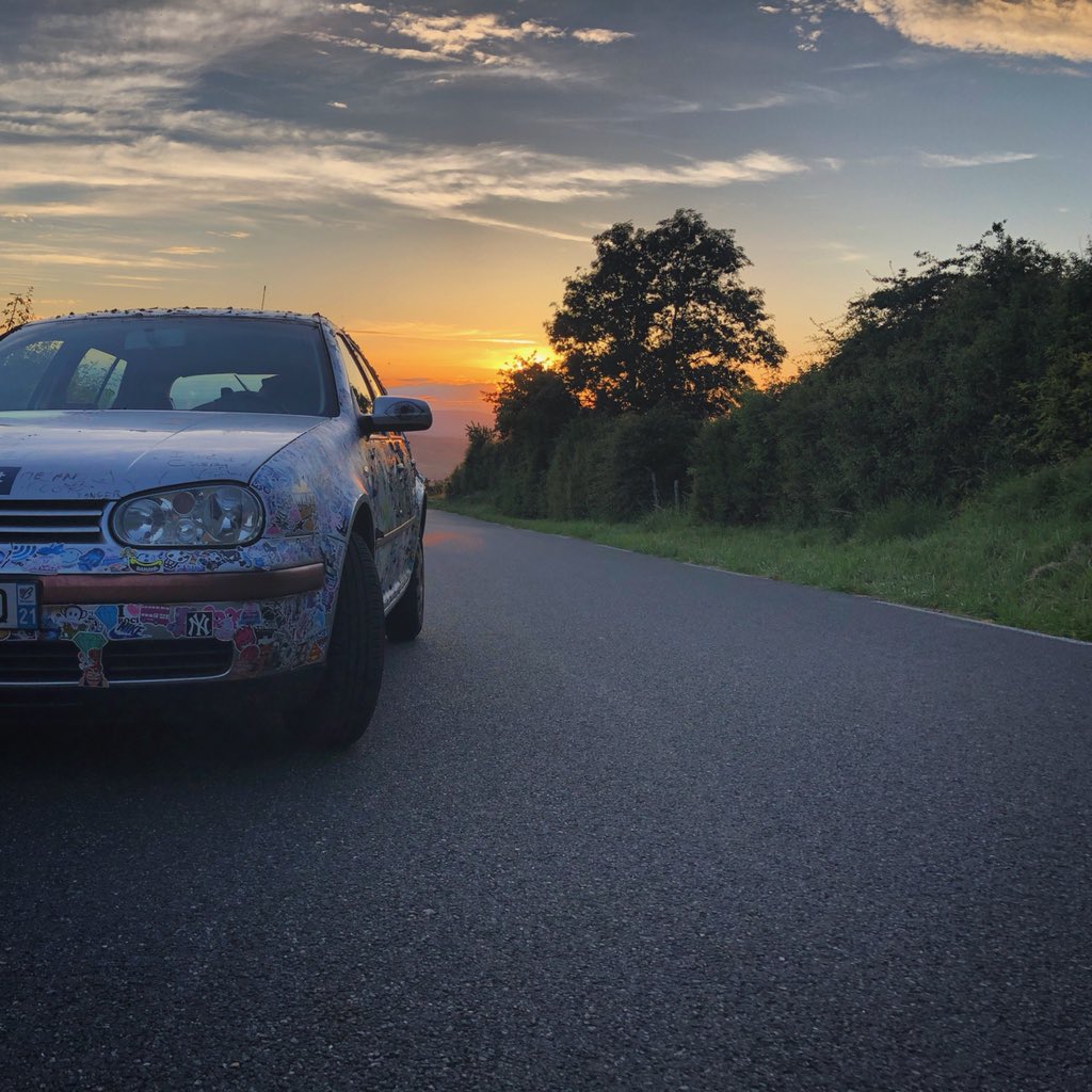 StickersMobile's tweet image. Rdv Dimanche sur la page Facebook ;)