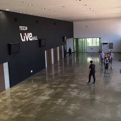 madtownfanc_'s tweet photo. สถานที่จัดแสดงคอนเสิร์ตของ UNB ค่ะ

📍YES24HALL​ at  Gwangjin-gu

#UNB #BLACKHEART #LetsBeginUNME #Daewon https://t.co/9ZDHe64H1l
