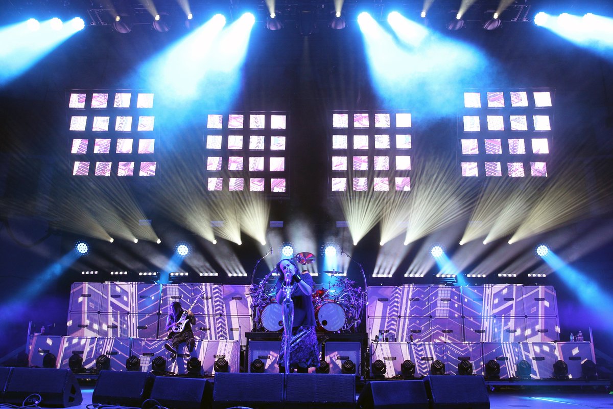 ayrtondigital's tweet photo. Church Delivers Serenity of Summer for KORN with AYRTON https://t.co/87MNfvtuZU