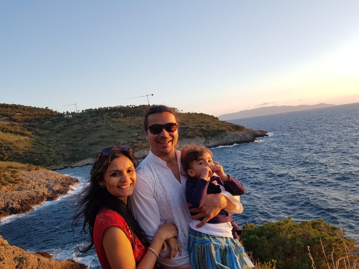 100thofasec's tweet photo. Time well spent with Family!
#FridayFeeling https://t.co/S6XUI9mZkT