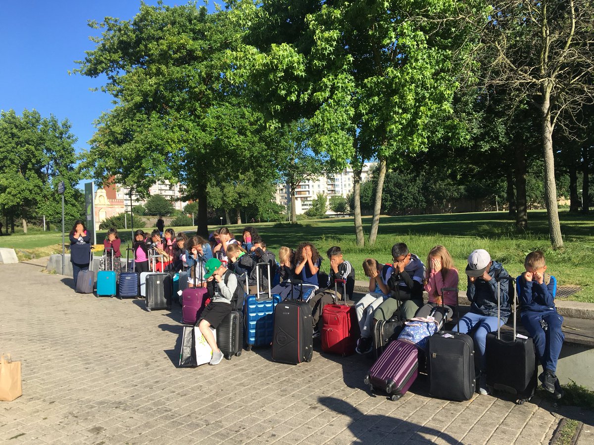 RosettaPrimary's tweet photo. #cominghome #sad #proudteachers #sowellbehaved π’#lille #rosettaontour https://t.co/EIm6cE7UcY