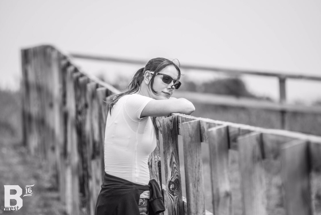 BWest16Photos's tweet photo. What do you do when someone hates having their picture taken... distract them with horses, use a long lenses and share 3 copies on social media #bwest16 #worthing #photo #photooftheday #colour #color #BW #walk #hill #distraction #longlens #reluctantmodel #model #sneaky #pictures https://t.co/kK5kS7tYuO