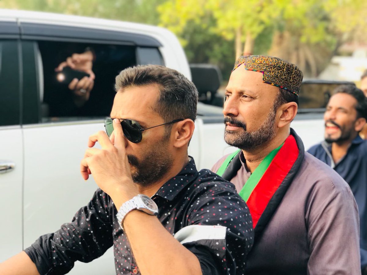 PPP_PS_46's tweet photo. Today Candidate of #PPP
Mr @AajizDhamrah Visited some Area's of #PS66
#KohinoorChowk
#HyderChowk
#ReshamBazar
#FortArea
#PakaQilaChowk
#ShahiBazar
with #Jiyalas InshAllah #PPP ll win all Seats of #Hyderabad
#VoJ
#PS66BhuttoKa
@BBhuttoZardari
@BakhtawarBZ
@AseefaBZ https://t.co/Xti9EJazni