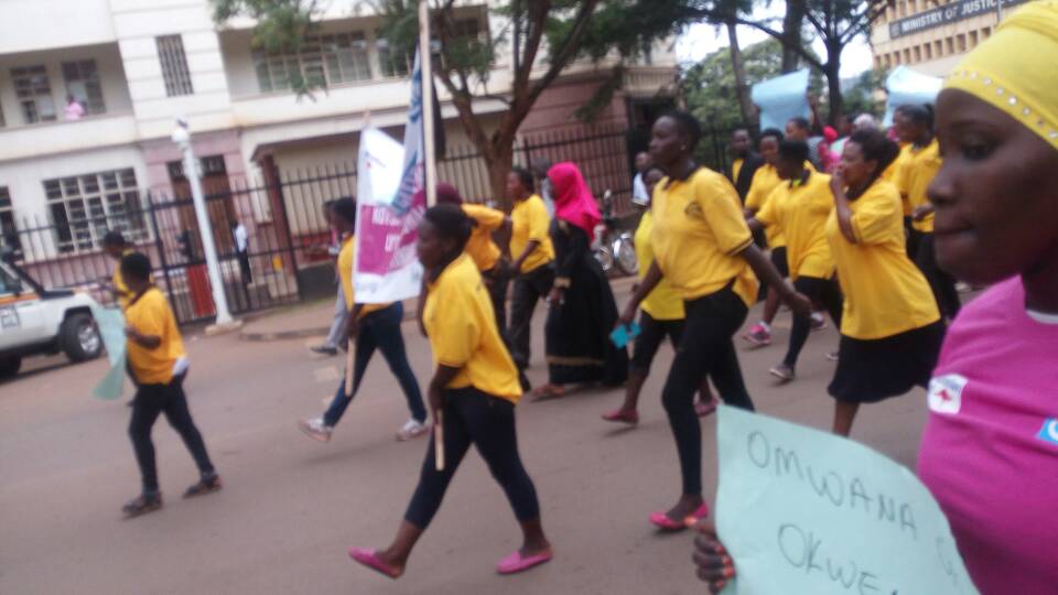 ITFAfrica's tweet photo. Ugandan union #ATGWU through its affiliate #KOTSA promoting gender equality in #OurPublicTransport #WeAreITF https://t.co/ScJxjtqpVb
