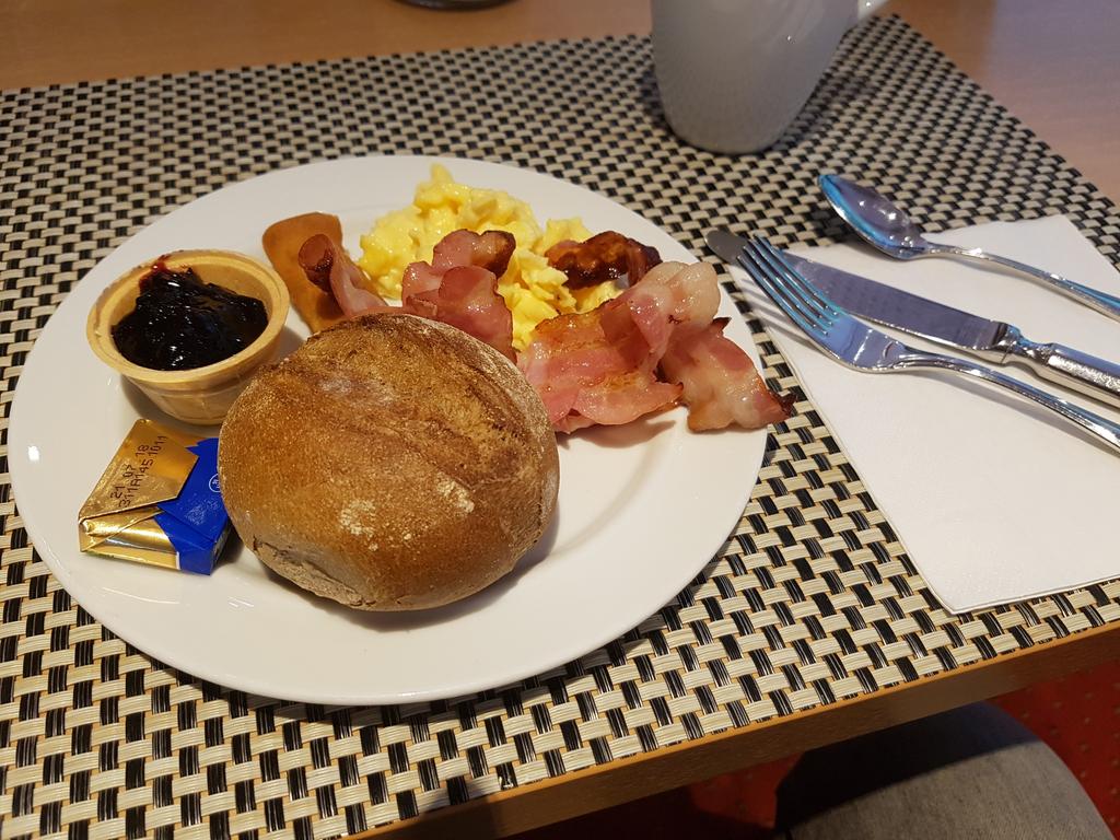 Breakfast and Coffee... Getting ready for 2nd day of #t3dd18