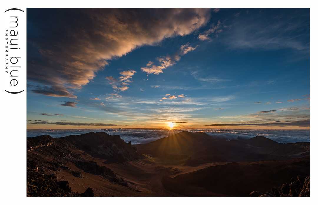 SusanSladePhoto's tweet photo. Here comes the sun. Haleakala, Maui 2018
#Maui #MauiBluePhotography #MauiArtist #MauiArt #Sunrise #MauiWh https://t.co/mqcgipRBm4