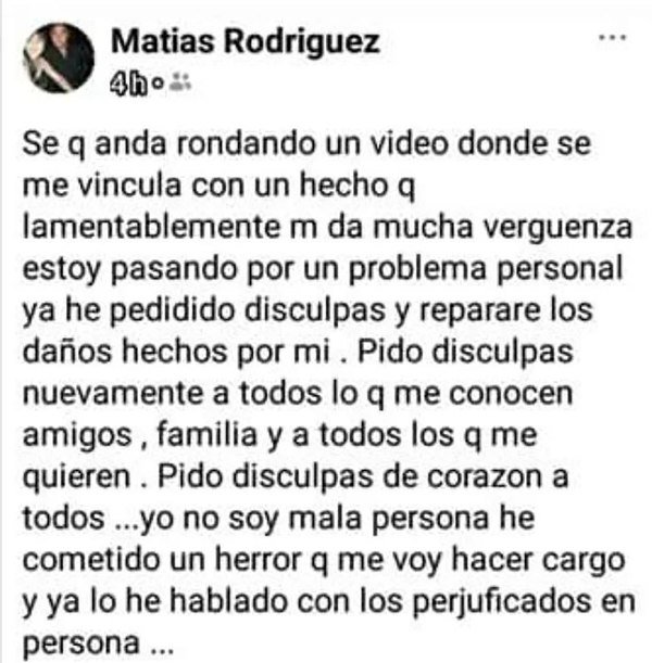SebaVolte's tweet image. Arrecifes. Un profesor fue filmado robando a sus alumnos en el aula. El docente pidió disculpas por Facebook...
#Herror