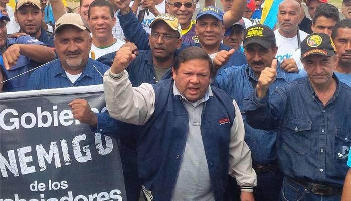 DolarToday's tweet photo. ¡ABAJO CADENAS! Andrés Velásquez: Vamos a un paro nacional -► https://t.co/Zc7DP7rU1j https://t.co/rwALbF8fJU
