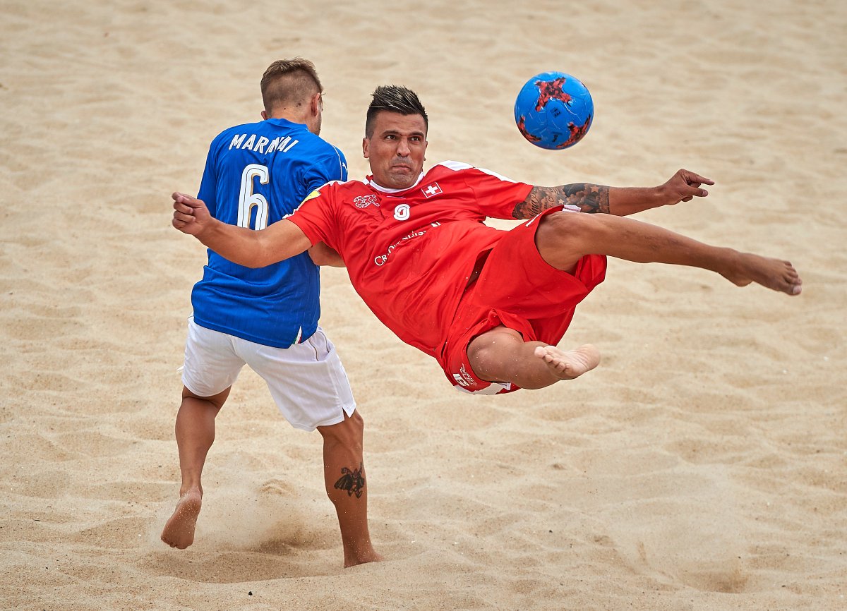кристалл спб пляжный футбол. пляжный футбол дети. пляжный футбол сколько. сборная бразилии по пляжному футболу форма. пляжный футбол россия.