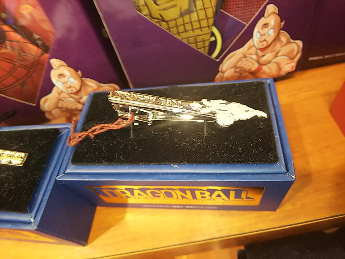 ペキンさん パーフェクト スーツ ファクトリーでドラゴンボールのタイピン かなり欲しげ T Co 2iq11drxzo Twitter