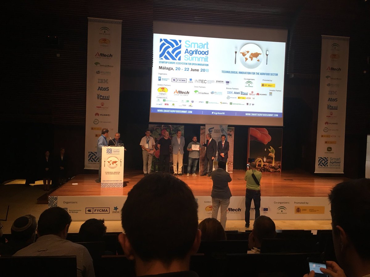 antorecio's tweet image. Premio a la startup más innovadora y disruptiva en el @SmartAgriFoodSu para @BioBeeTech , felicidades !!! @FundecytPCTEX