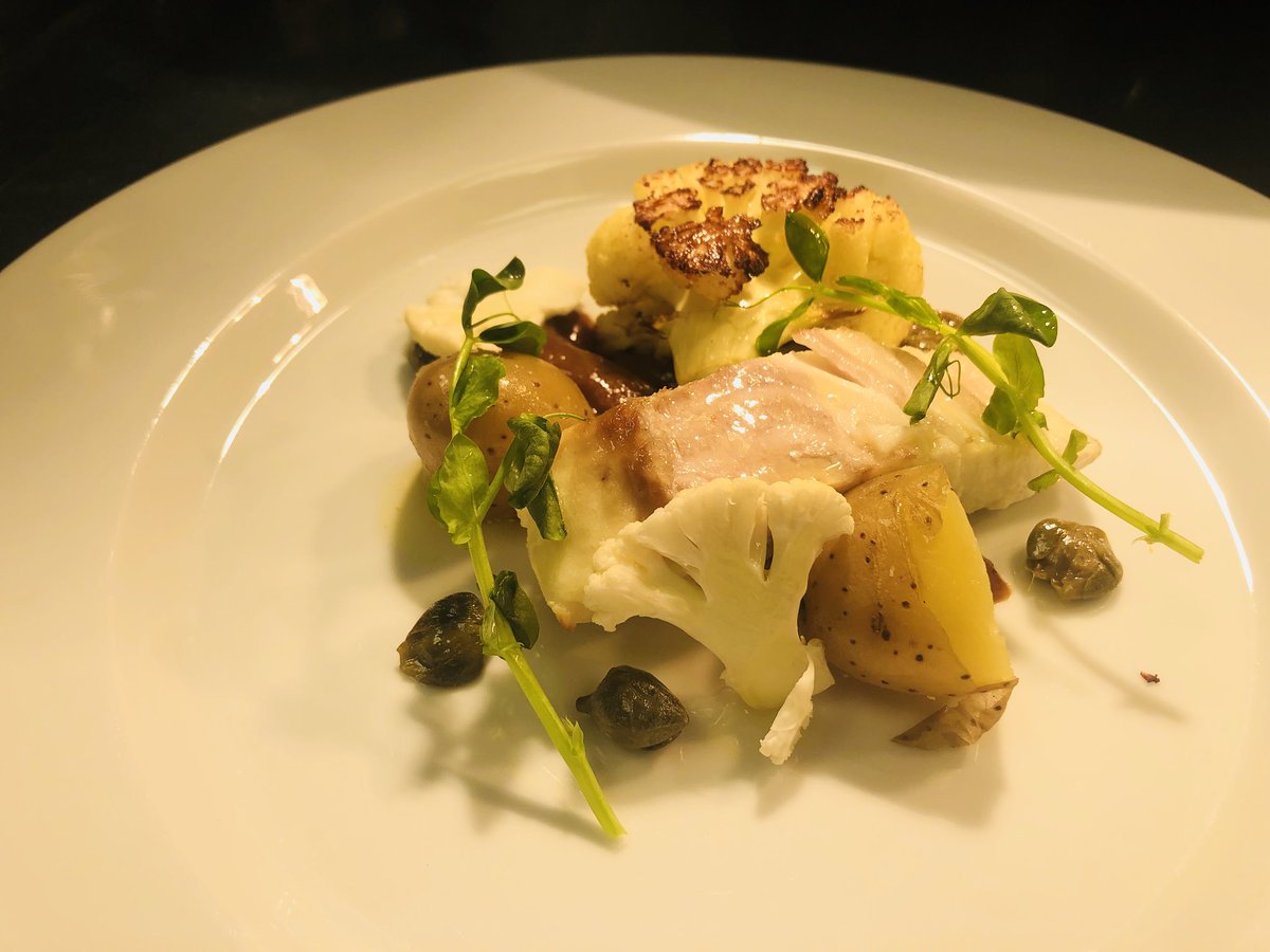 jams180's tweet photo. Keeping focused #cauliflower #halibut #raisens @circlehealthuk  #summermenu @lovejoysuk @flyingfish31 https://t.co/gLur9f8XiC