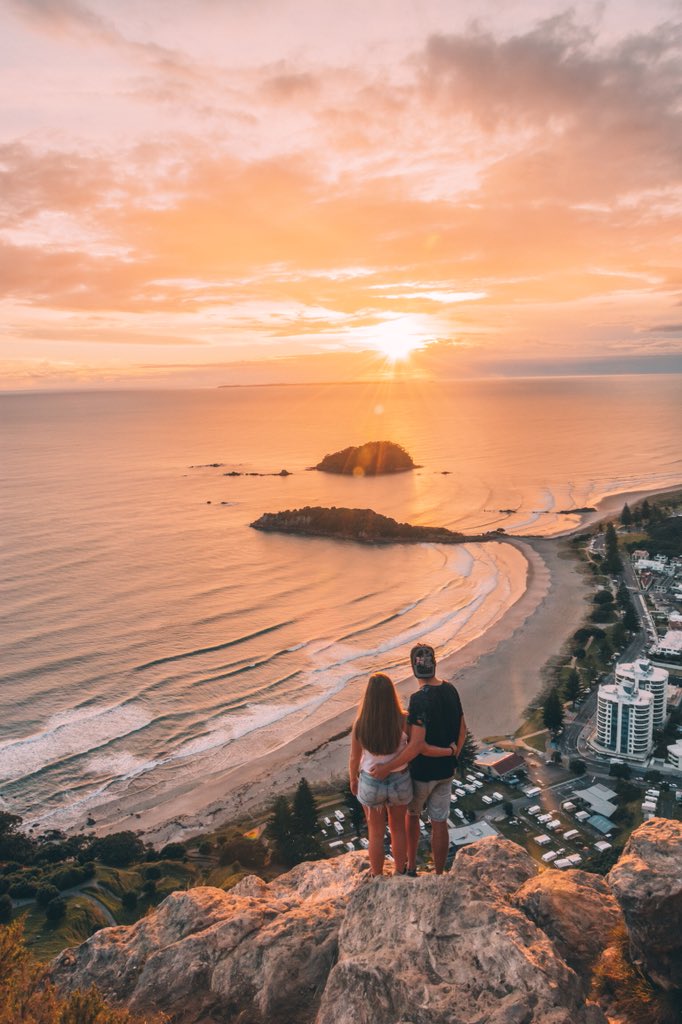 Flipflopwander's tweet image. Today we got featured on New Zealand’s biggest Instagram account with this photo! How cool is that?!

instagram.com/p/BkUVabsB8jG/

#instagram #instagramfeature #purenewzealand #newzealand #igfeature #travelphoto #mountmaunganui #NZmustdo #newzealandvacations #flipflopwanderers