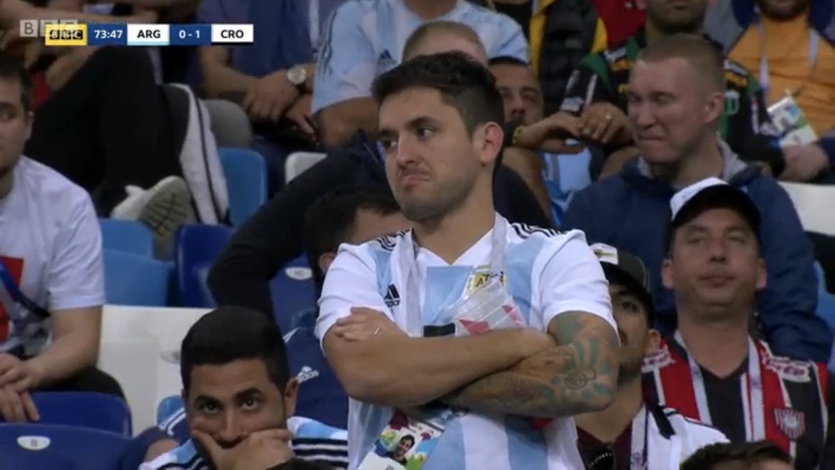 Dramaturgu's tweet photo. This sums up argentina’s fans mood. #bbcworldcup2018 #ARGCRO #whichisyou https://t.co/79NViT8kyn